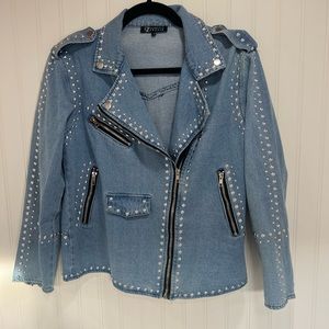 Country Jean jacket with studs